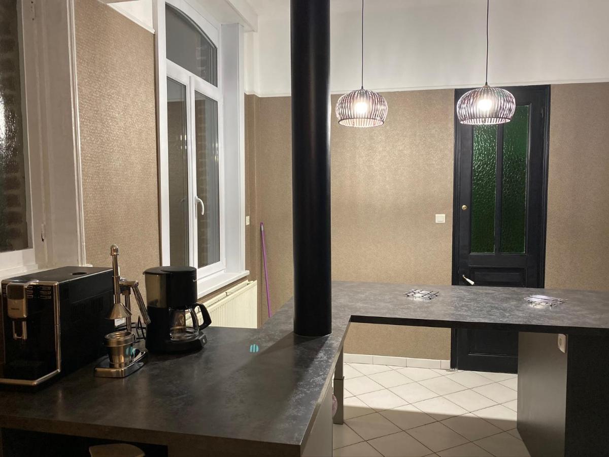 A La Villa Perroy Les Chambres Sont Spacieuses Et Les Petit-Dejeuners Offerts Dunkirk Exterior foto